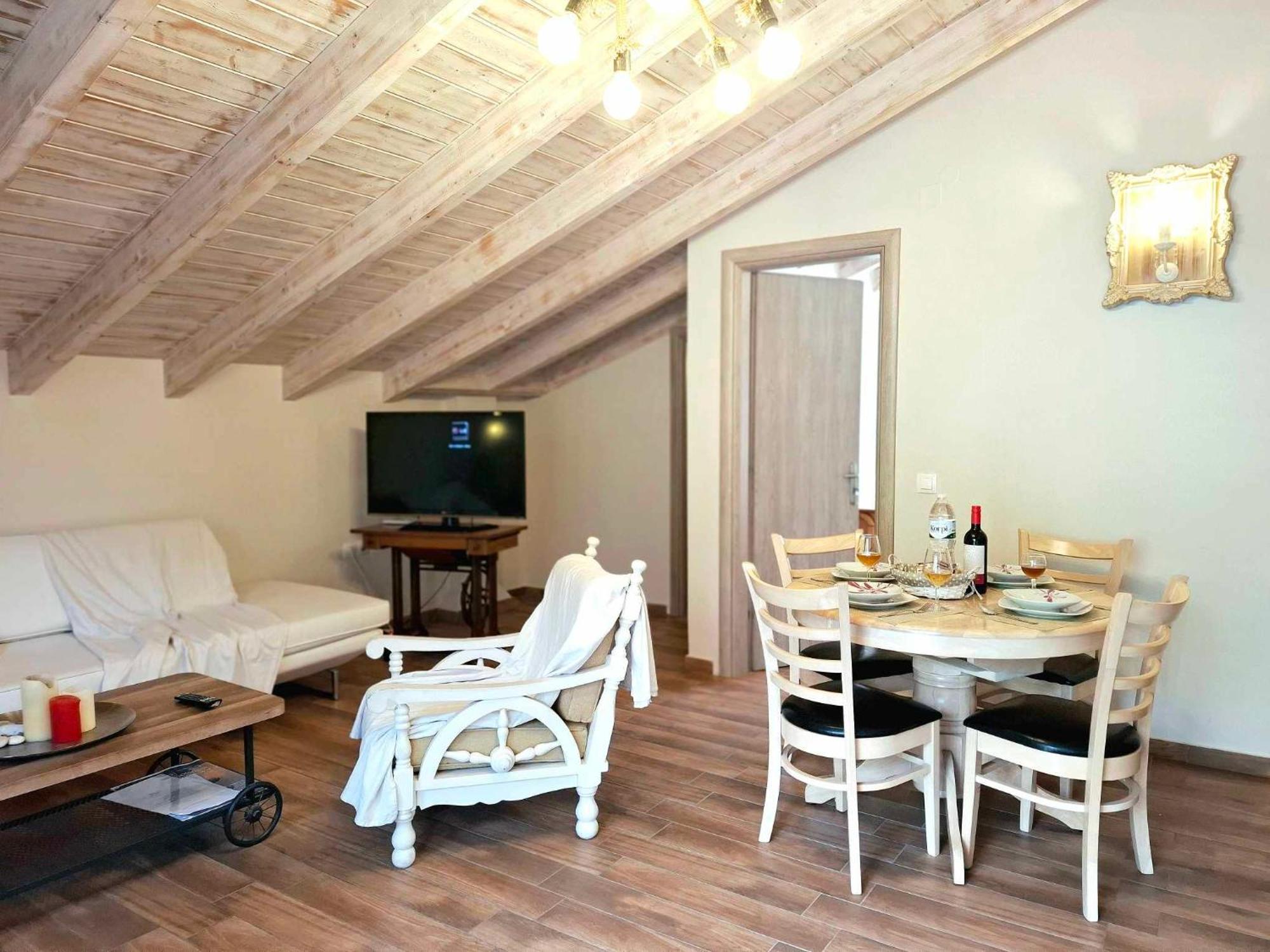 Alegria Apartments Гайос Номер фото